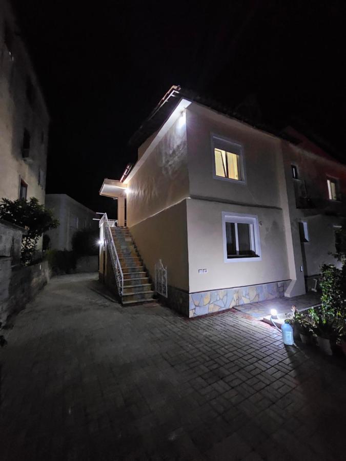 Aliaj Guest House Berat Kültér fotó