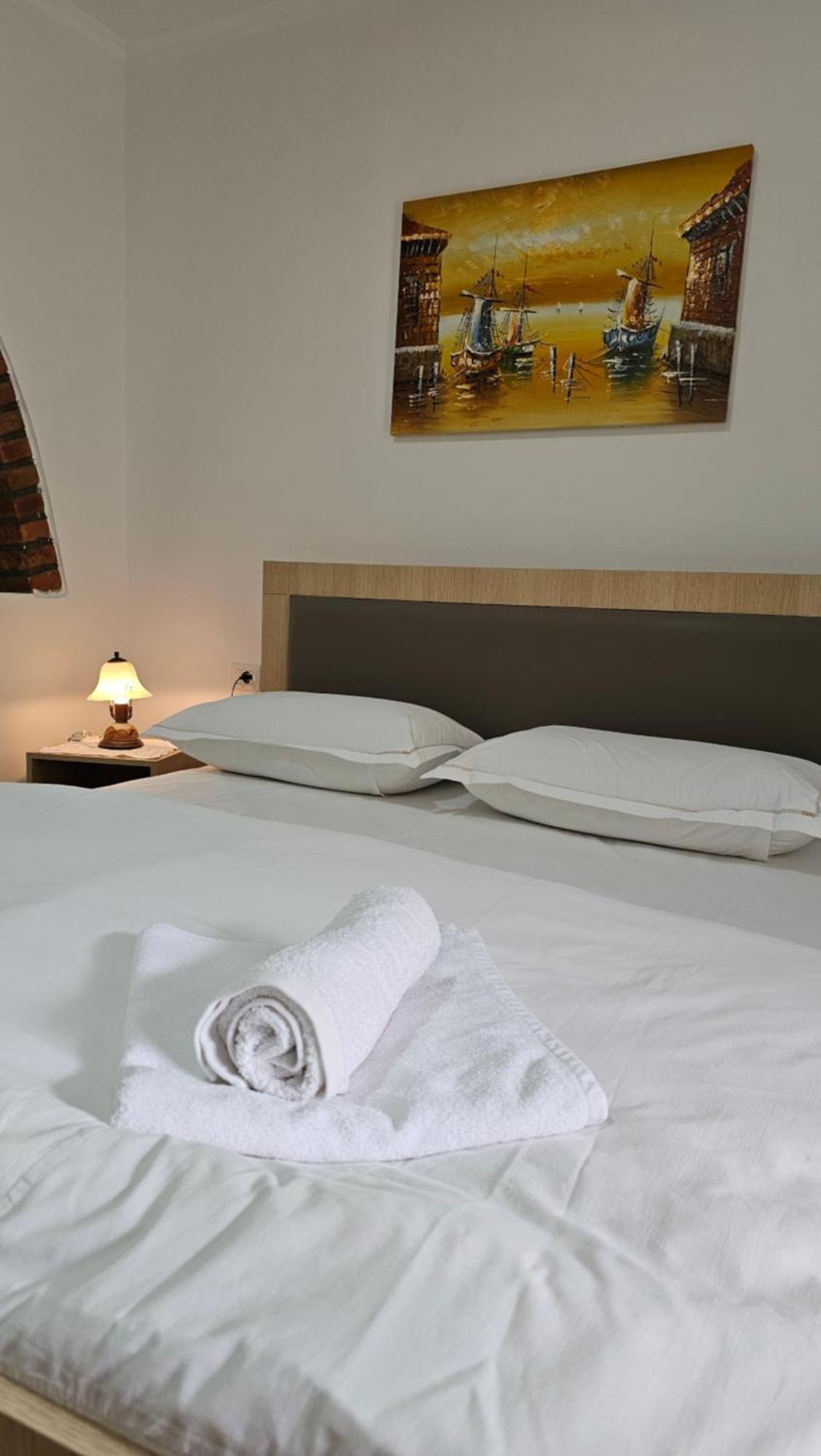 Aliaj Guest House Berat Kültér fotó